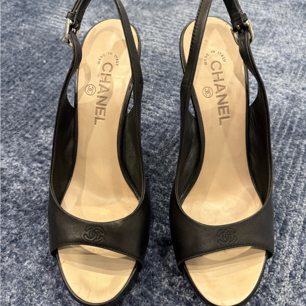 CHANEL Black Leather Slingback Heels